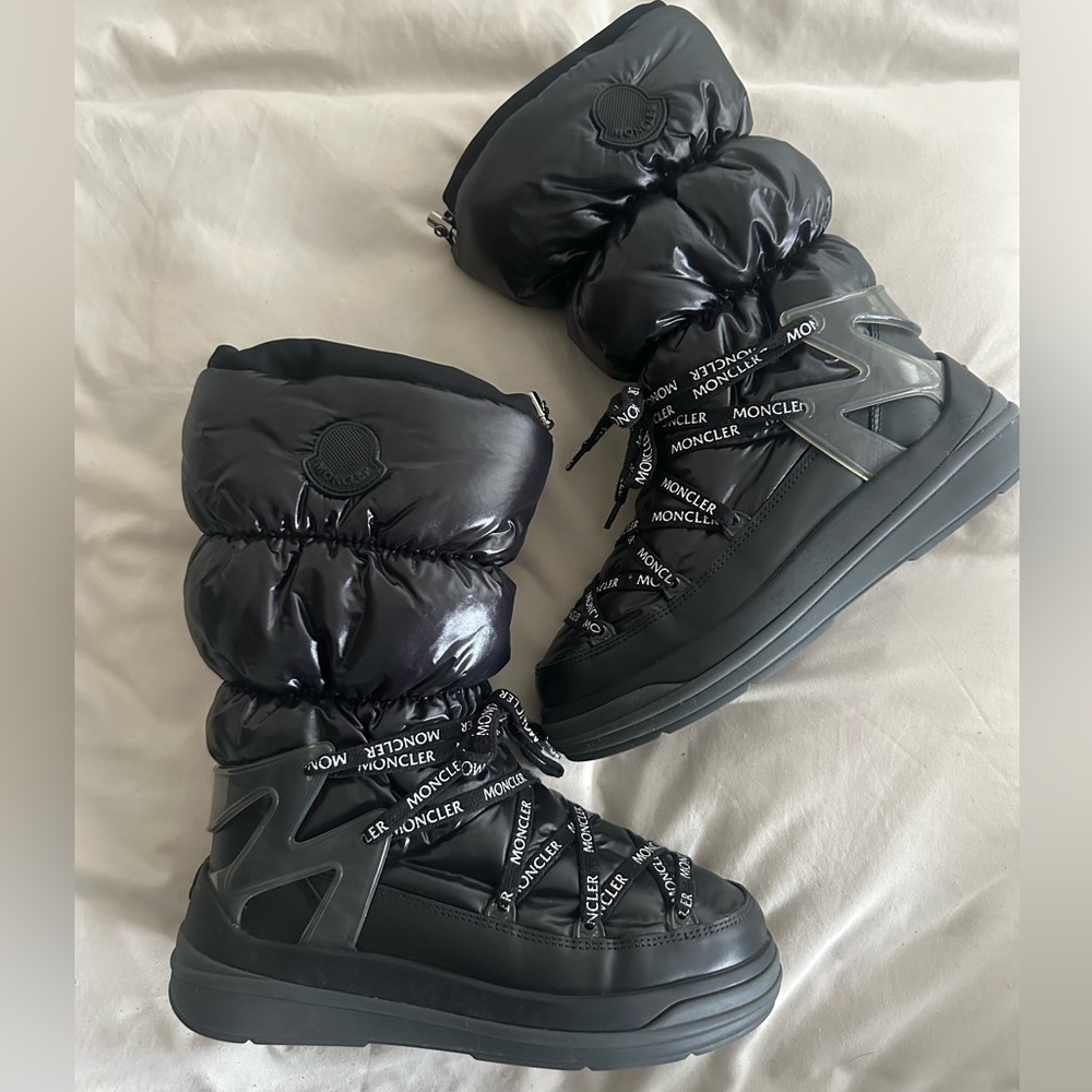 Moncler Black Winter boots
